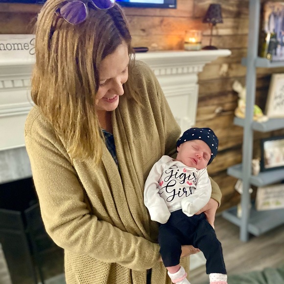 Meet your Posher, Sherri - Picture 1 of 16